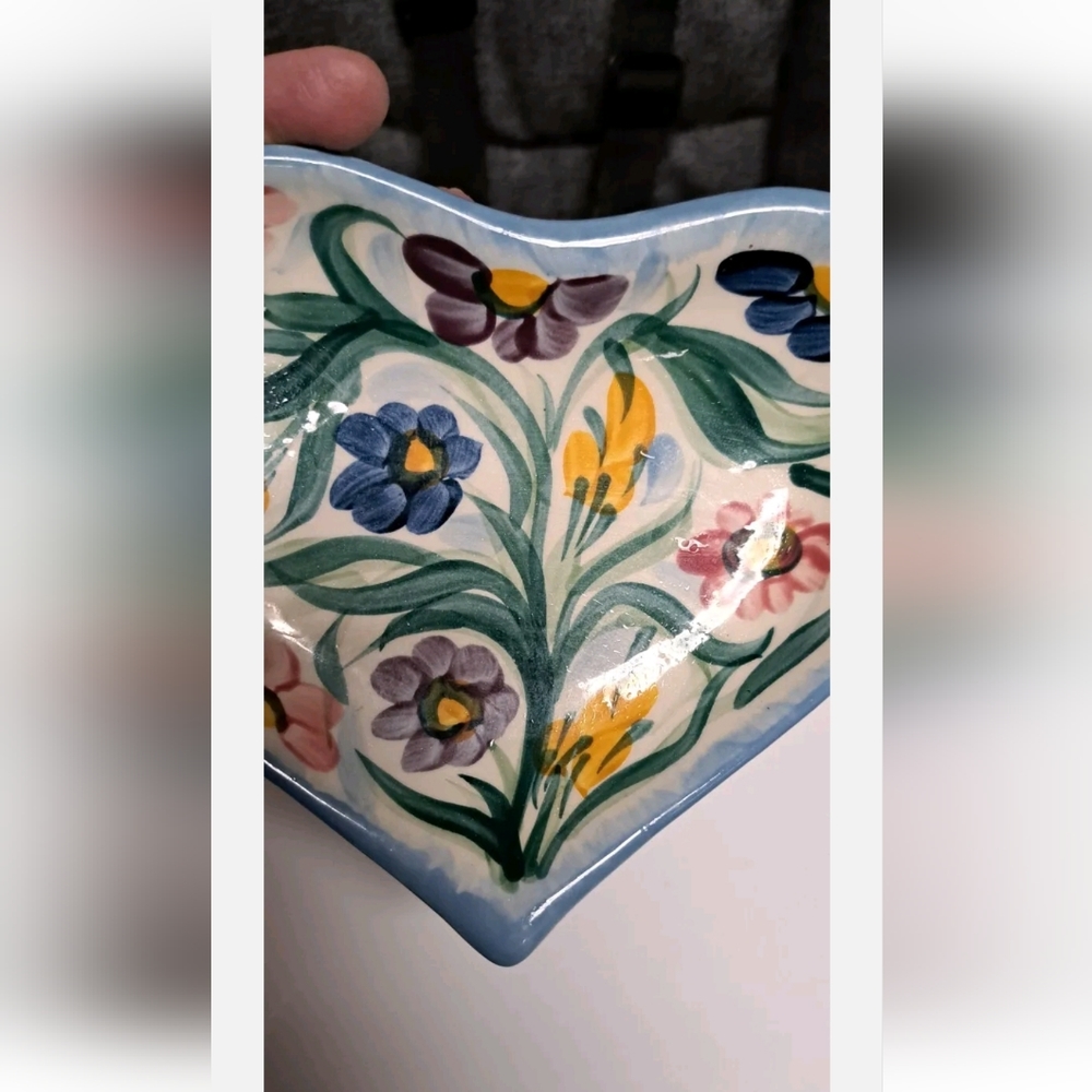 Beautiful Handmade Heart Trinket Pottery Bowl Made by Gail Pittman